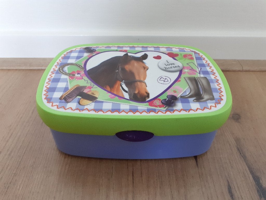 Gratis* Mepal paarden broodtrommel, Ophalen of Verzenden, Zo goed als nieuw
