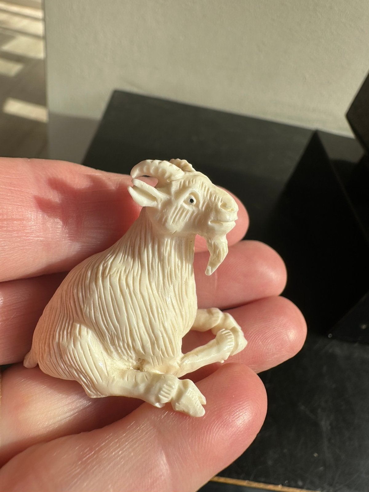 Antiek chinees handgemaakt zodiak Geit beeldje 3.5/4 cm, Ophalen of Verzenden