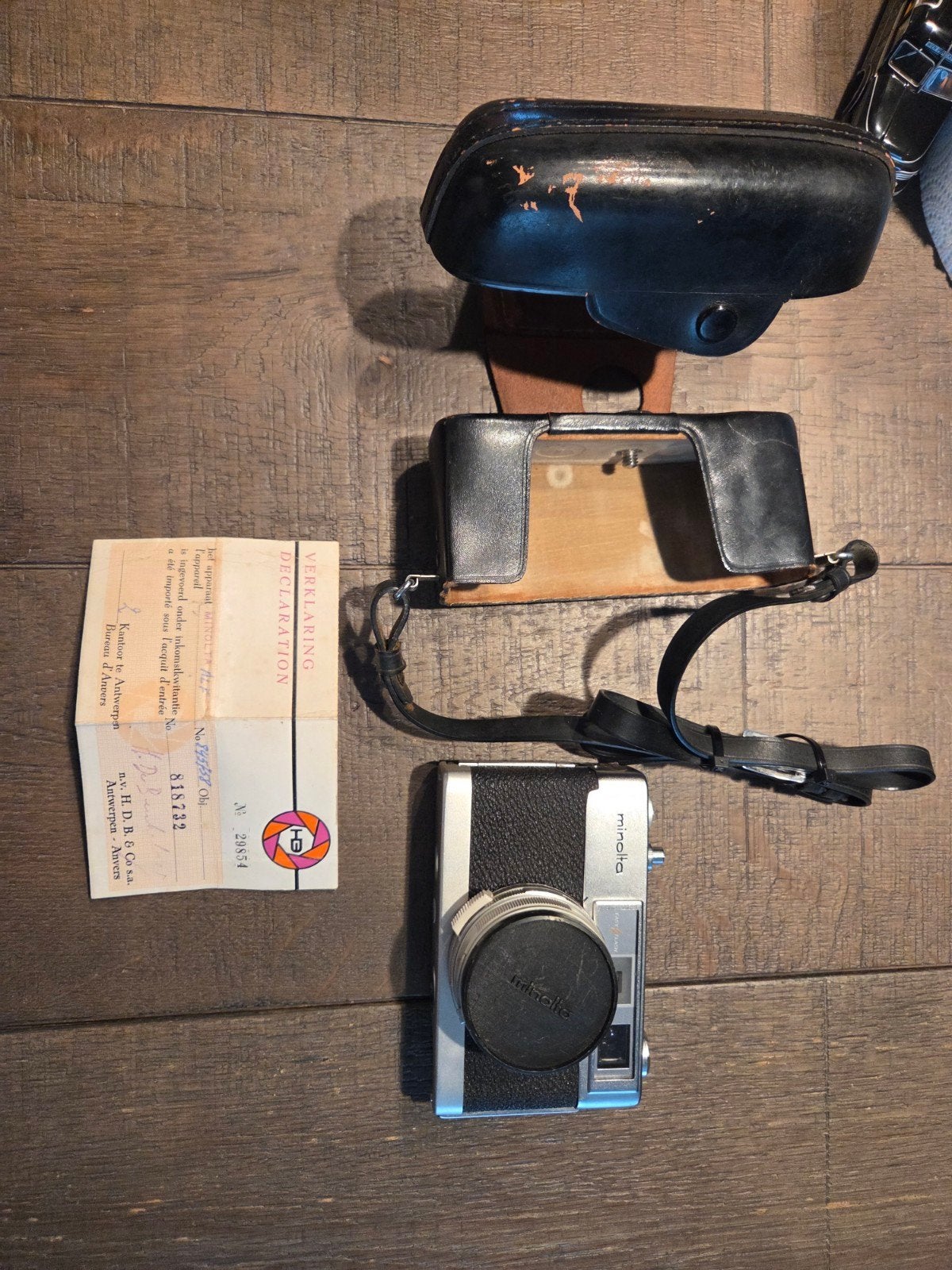 Minolta camera met leren tas en originele papieren, Ophalen of Verzenden, Gebruikt, Compact, Minolta