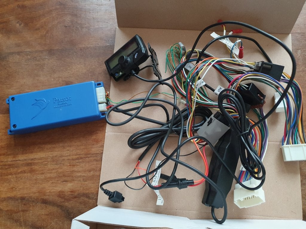 Parrot Carkit compleet, Ophalen of Verzenden, Zo goed als nieuw