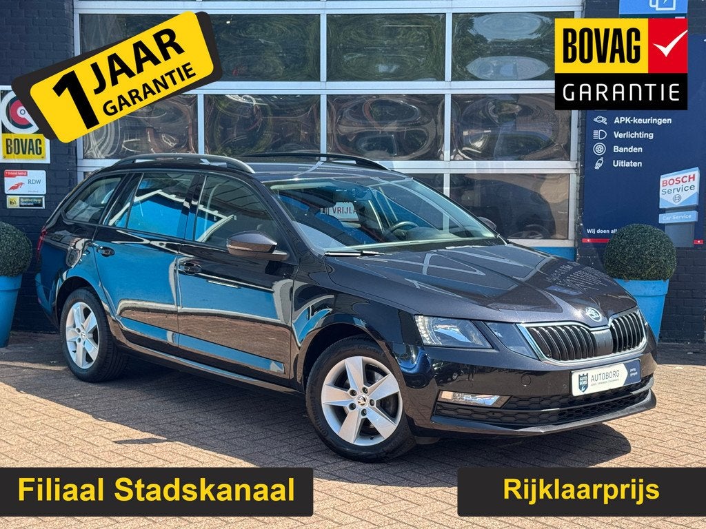 Skoda Octavia Combi 1.4 TSI Greentech Style Business, Auto's, 12 maanden, Gebruikt, 4 cilinders, Zwart