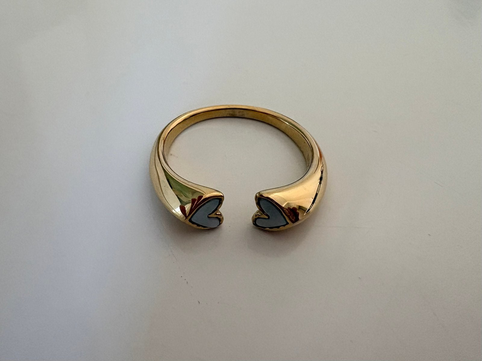 Love ring - RVS verguld, Sieraden, Tassen en Uiterlijk, Ringen, IJzer of Staal, Nieuw, Ophalen of Verzenden, Dame of Heer