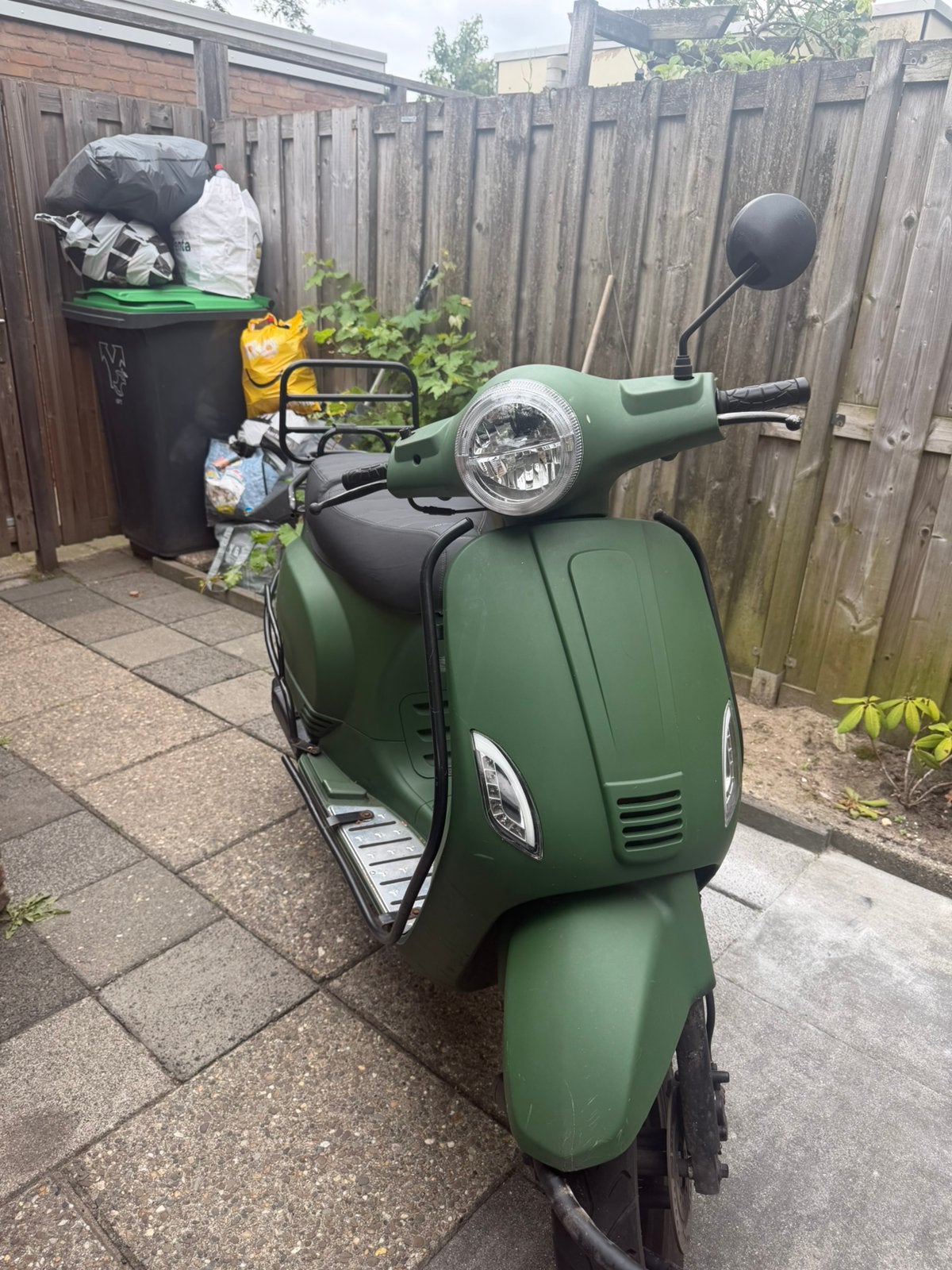 BTC 80CC SCOOTER, Ophalen, Zo goed als nieuw, Benzine, Overige merken