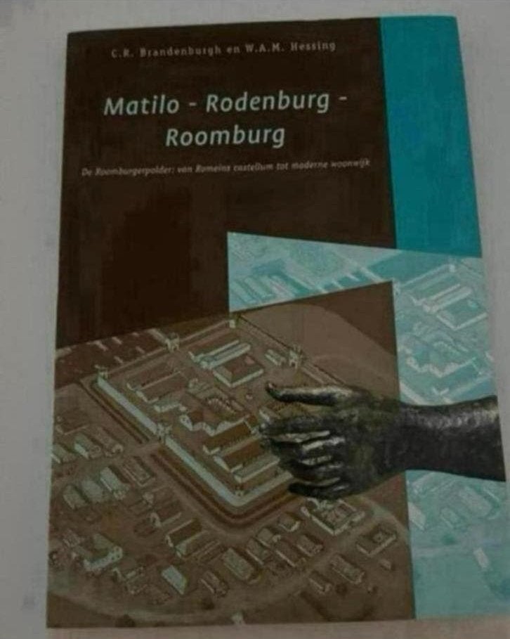 Matilo - Rodenburg - Roomburg: Bodemschatten en bouwgeheimen, Ophalen of Verzenden, Zo goed als nieuw