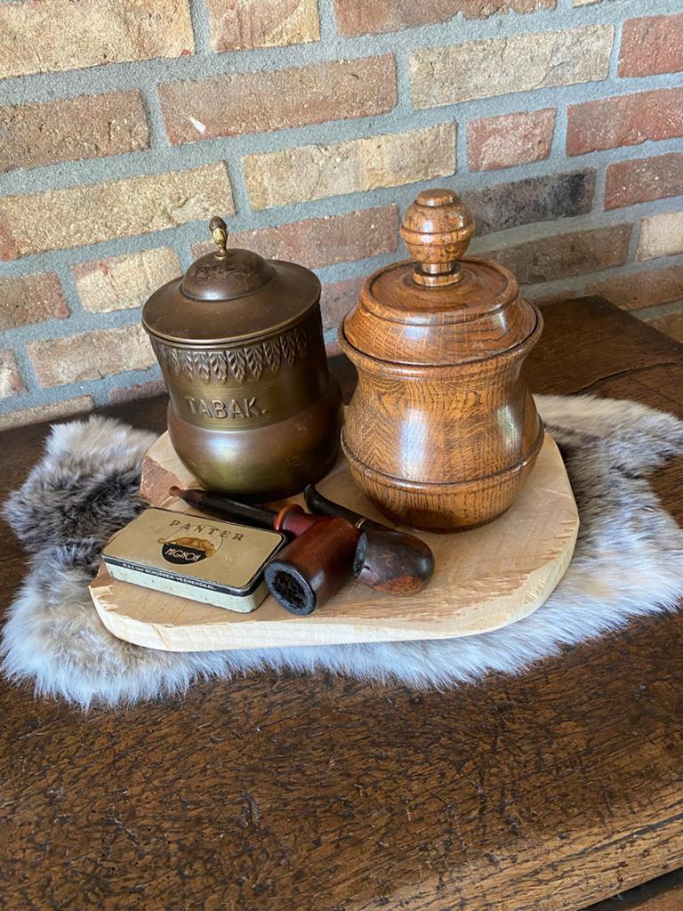 Vintage oude rokers set op hout., Ophalen of Verzenden, Gebruikt, Tabaksdoos of Verpakking