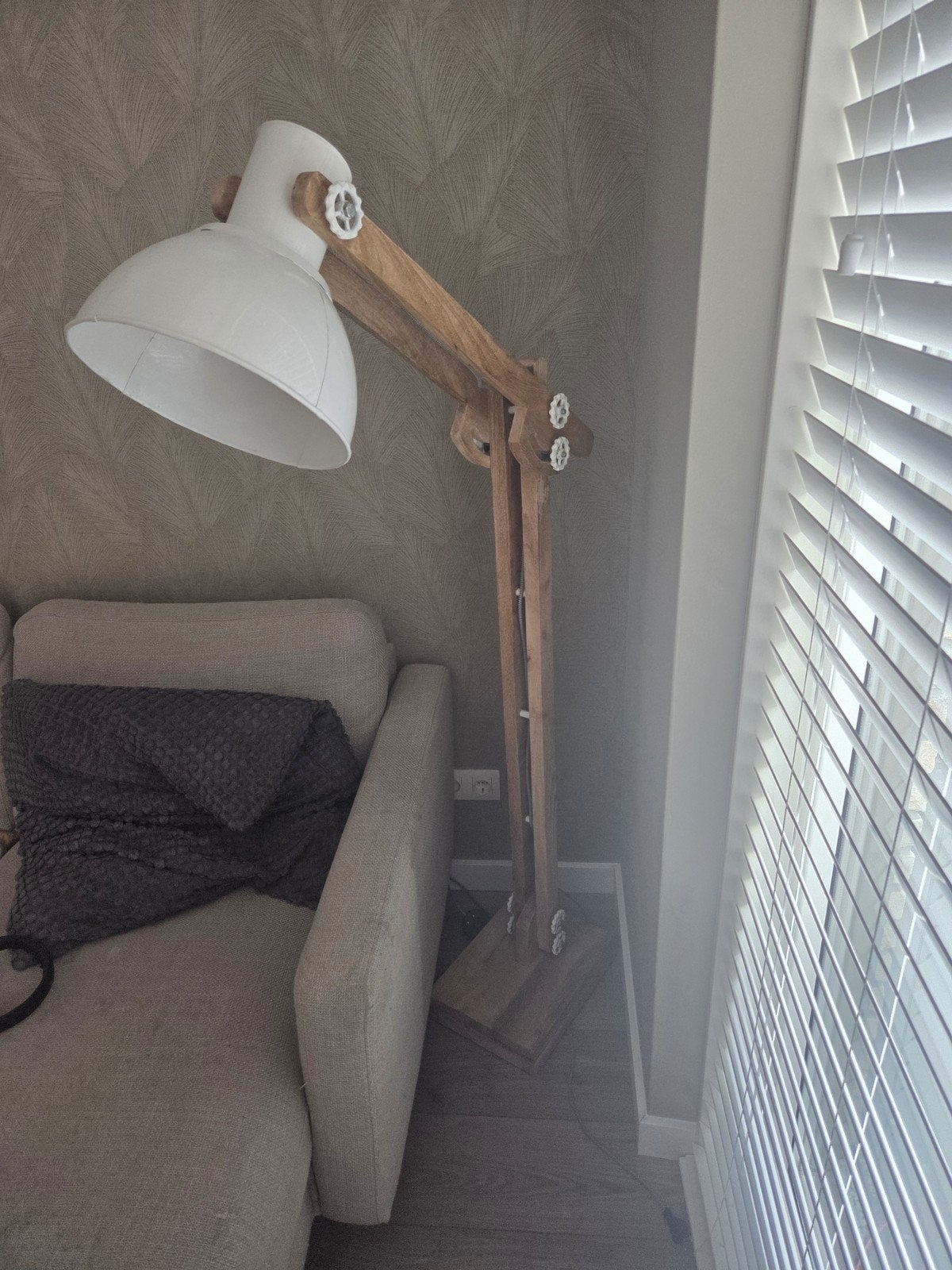 Houten staande lamp met extra lichtbollen (2 stuks), Ophalen of Verzenden, Gebruikt, Hout, 150 tot 200 cm