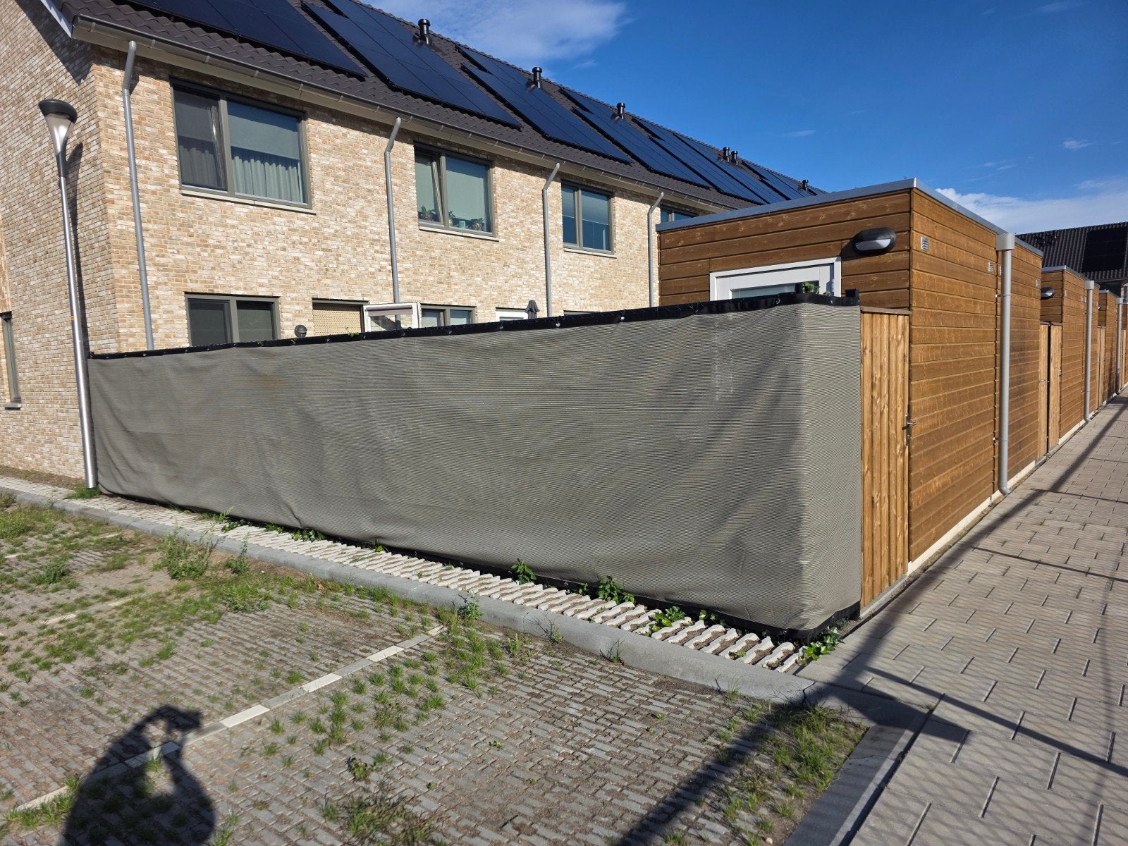 Privacy/windnet taupe 10.5m x 1.8m voor gaashekwerk, Ophalen, Zo goed als nieuw, IJzer, Tuinhek