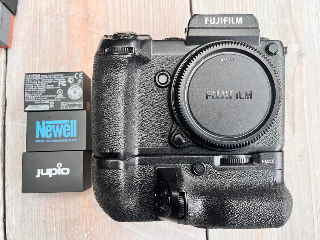Fujifilm GFX 50s incl. VG-GFX1, Spiegelreflex, 50 Megapixel, Ophalen of Verzenden, Zo goed als nieuw