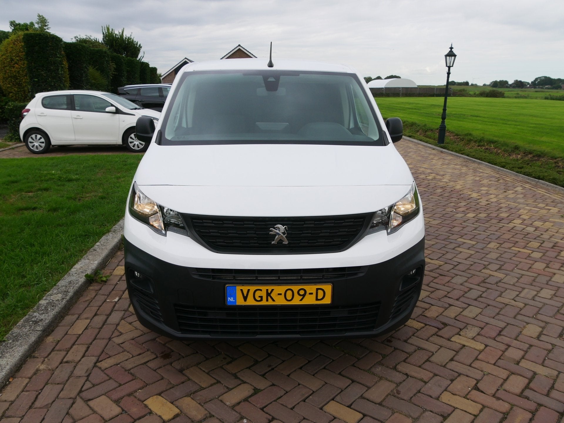 Peugeot Partner 1.5 BlueHDI Premium 75kW | AC | NAVI | 5999, Voorwielaandrijving, Stof, Gebruikt, 4 cilinders