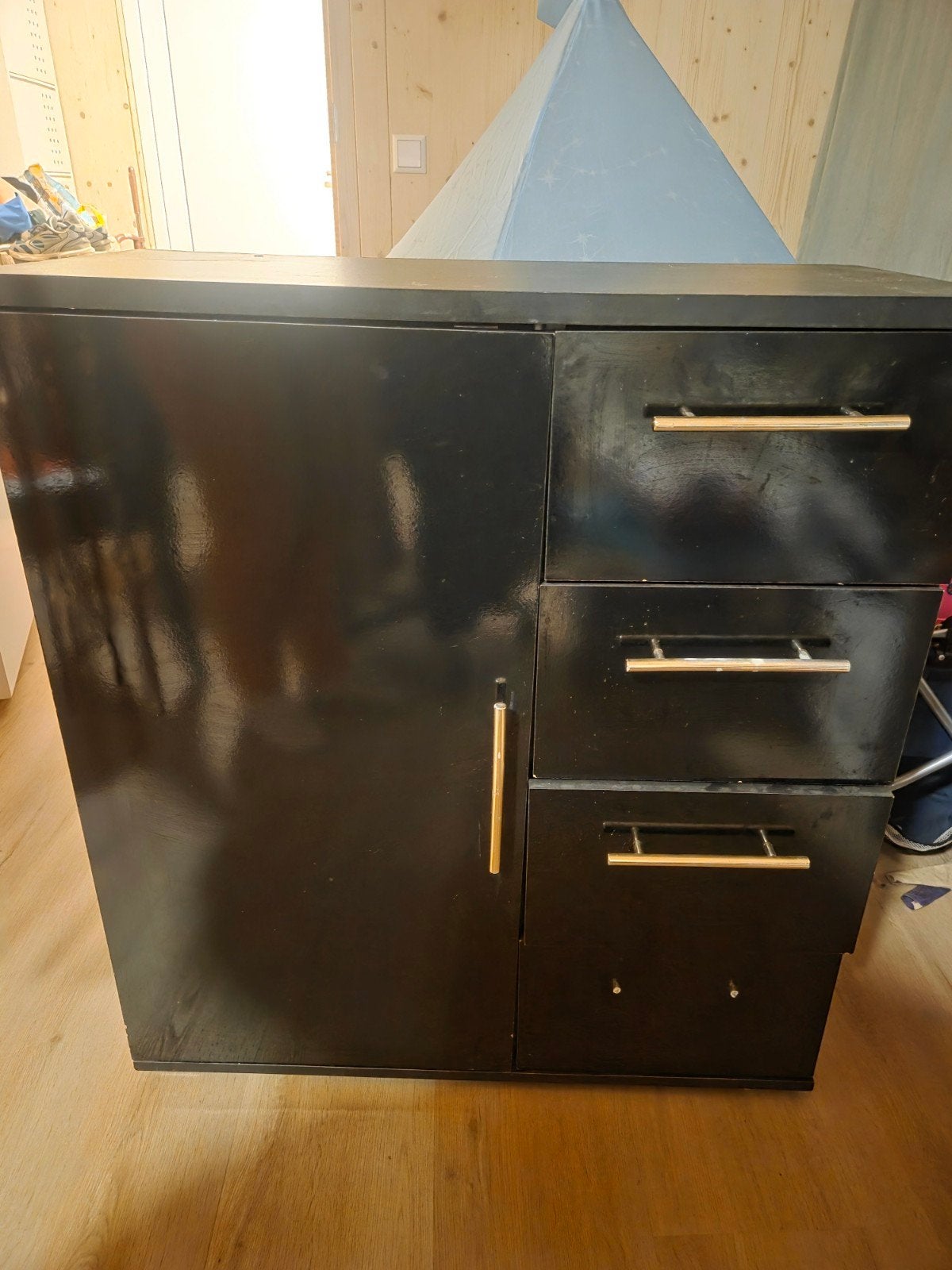 Zwart dressoir met lades en kastruimte - handvat defect, Ophalen, Gebruikt, 50 tot 100 cm, Modern