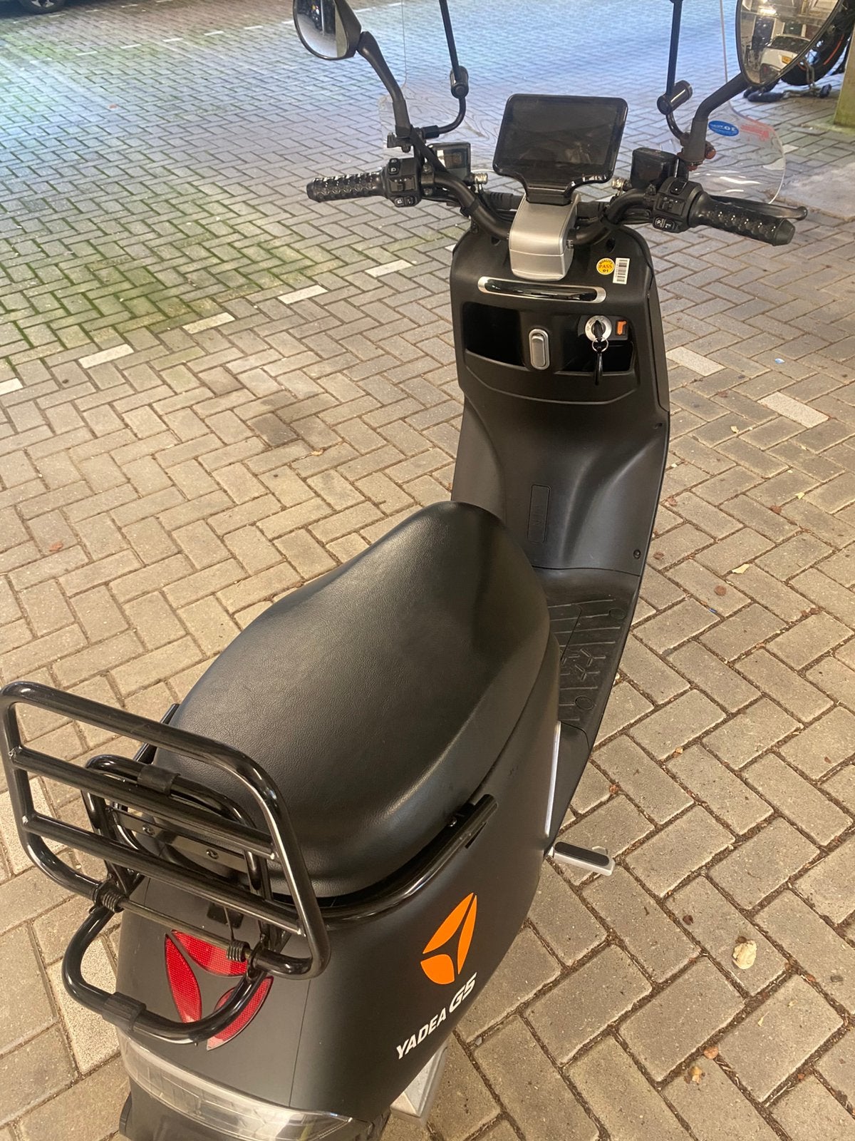 YadeaG5 elektrische scooter, Ophalen, Zo goed als nieuw, Elektrisch, Overige merken