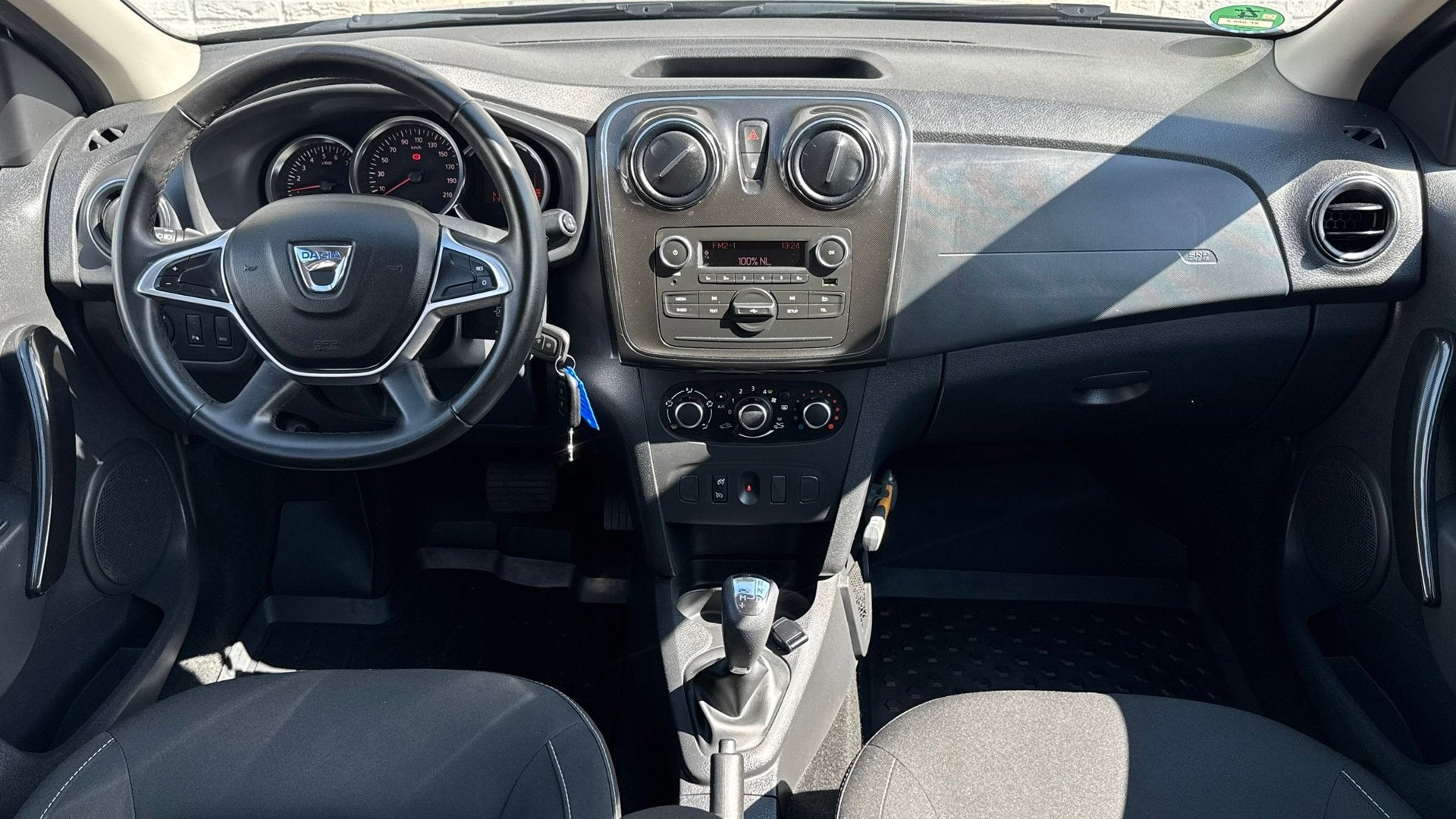 Dacia Logan MCV 0.9 TCe AUTOMAAT Airco Cruise Elektrishce ra, Auto's, Dacia, 898 cc, Stof, Gebruikt, 1110 kg