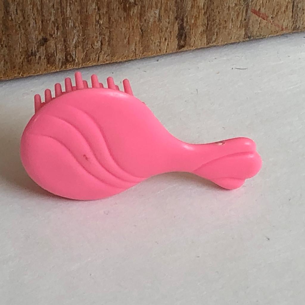 Roze borstel voor Kelly baby sister of Barbie, Ophalen of Verzenden, Zo goed als nieuw, Barbie