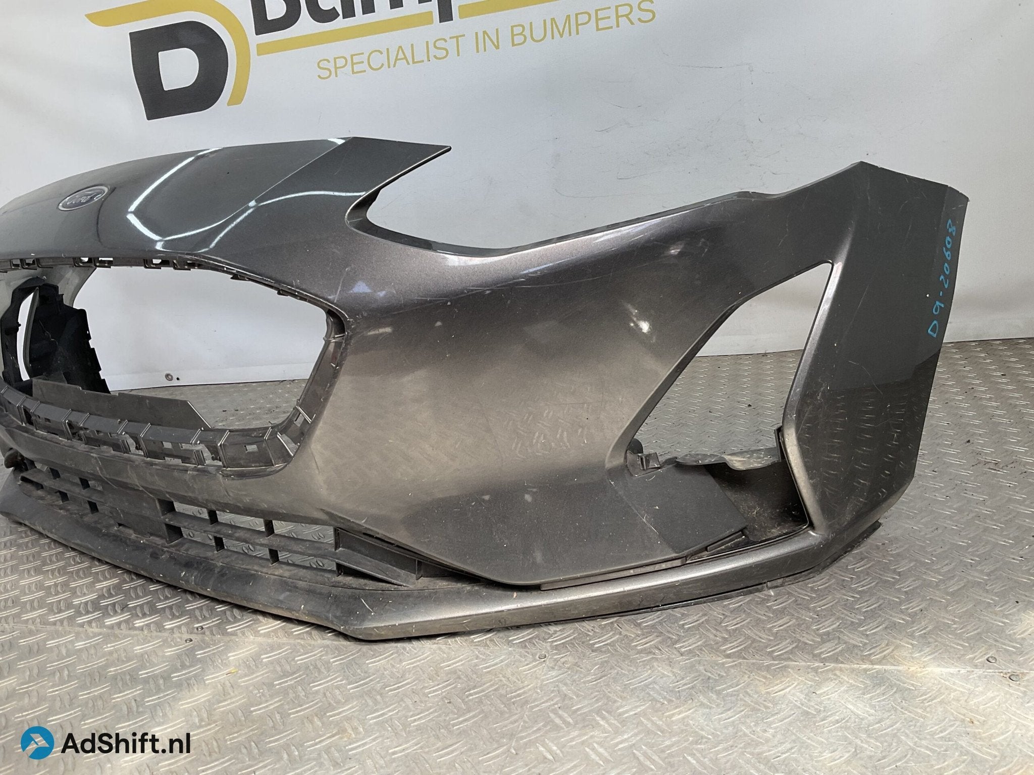 Bumper Ford Focus MK4 2017-2021 Voorbumper D9-20608, Bumper