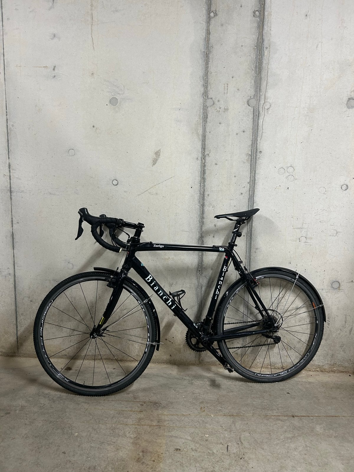 Bianchi Zurigo D2 Cross (2015), 28 inch, Gebruikt, Aluminium, 57 tot 61 cm
