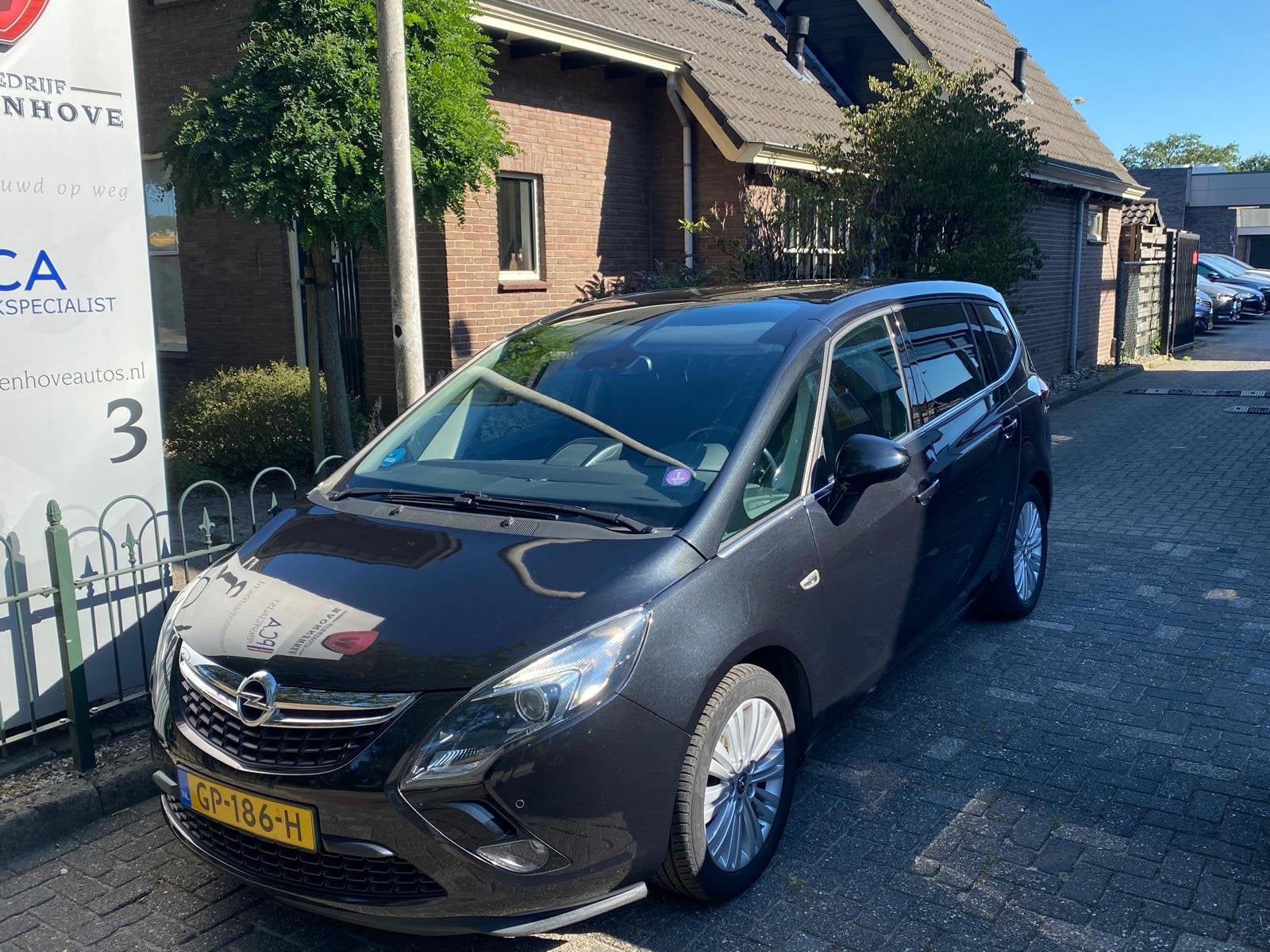 Opel Zafira Tourer 1.4 Business+ 7persoons. (bj 2015), Stof, Gebruikt, 4 cilinders, 7 stoelen