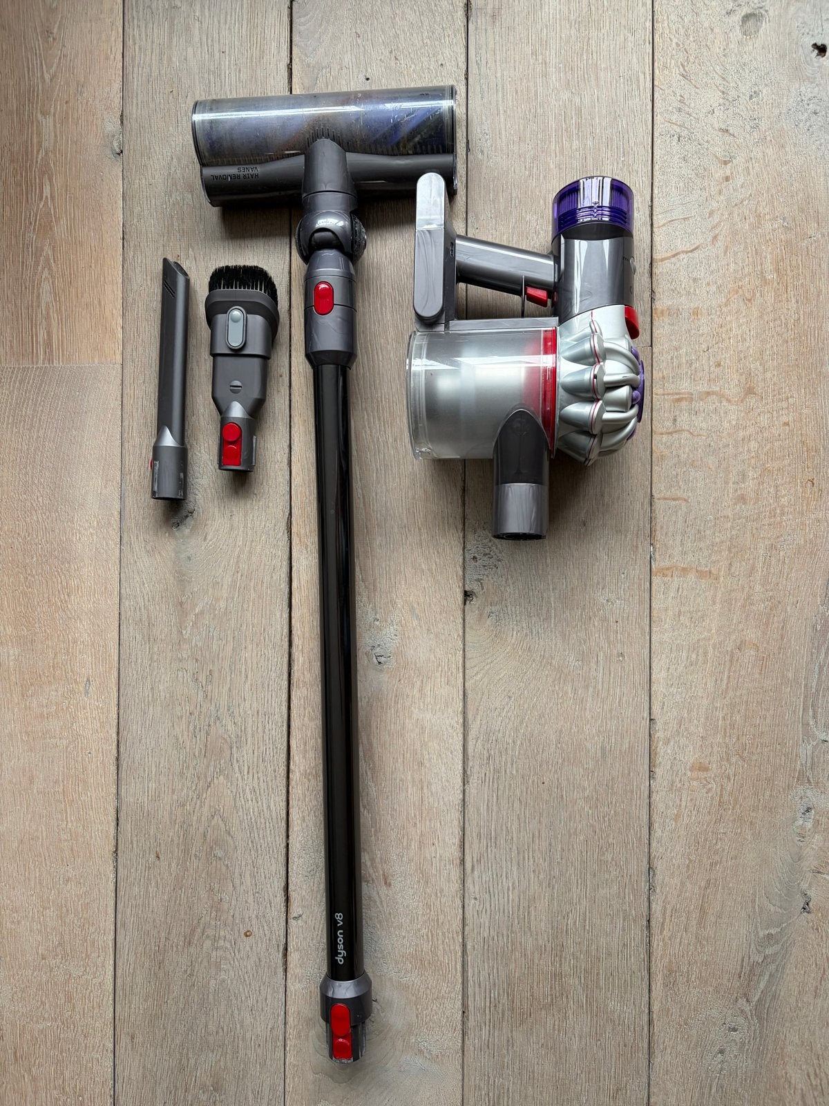 Dyson V8 - Werkt na schoonmaak weer perfect!, Draadloos, Ophalen of Verzenden, Dyson, Niet werkend