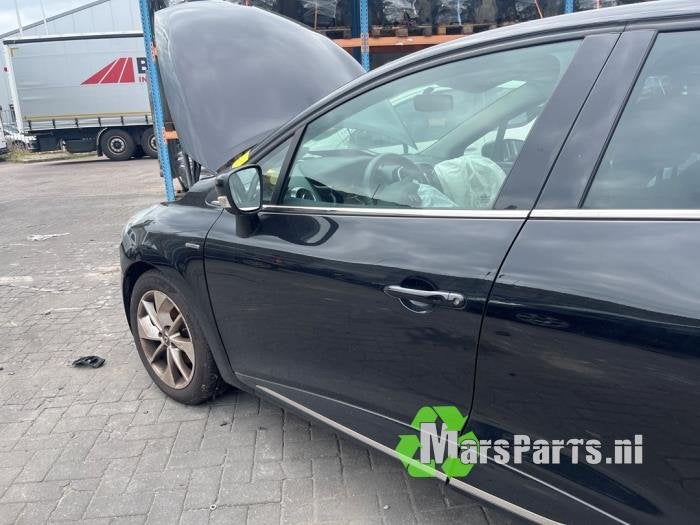 Portier 4Deurs links-voor van een Renault Clio, Auto-onderdelen, Gebruikt, -, -, Ophalen of Verzenden