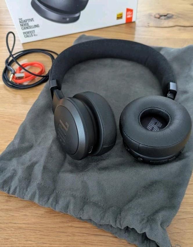 JBL Live 670NC Draadloze Koptelefoon, Audio, Tv en Foto, Koptelefoons, Ophalen of Verzenden, Zo goed als nieuw, Op oor (supra aural)