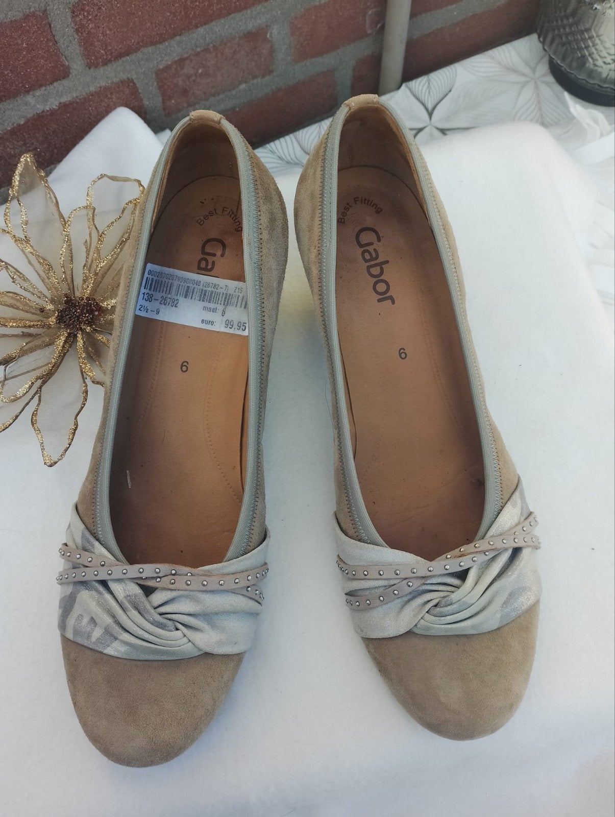 Luxe exclusieve model pums van Gabor, 6(39)echt leer, Kleding | Dames, Schoenen, Pumps, Verzenden, Beige, Gabor