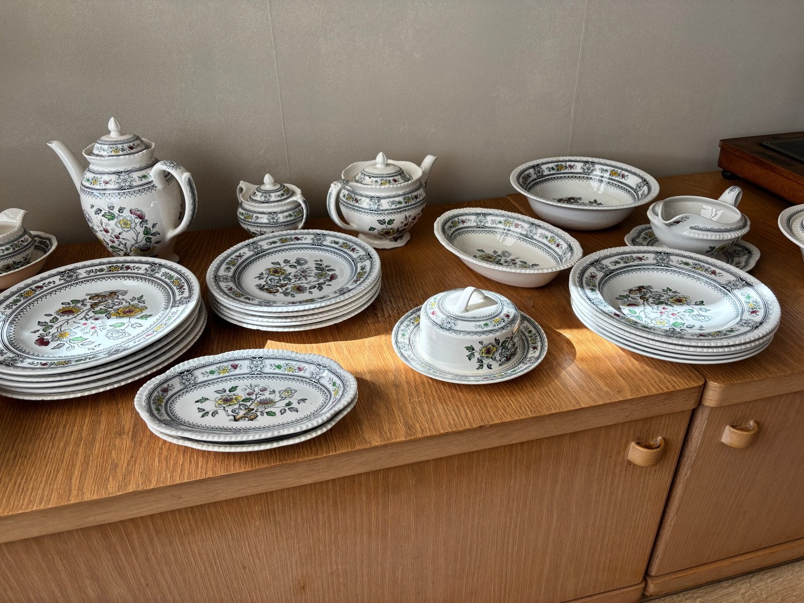 Vintage: Wood & Sons Dorset servies, Ophalen