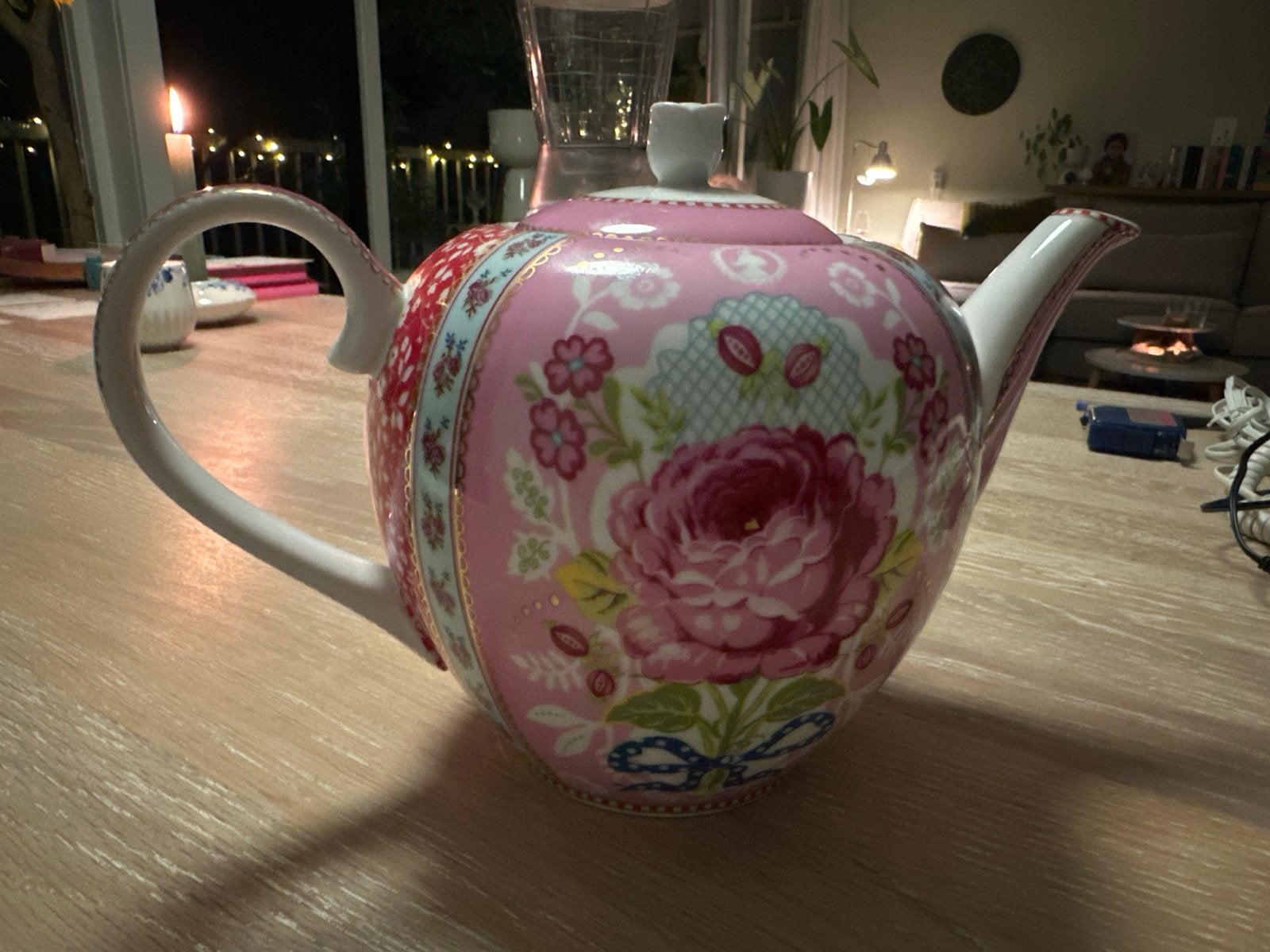Pip Studio theepot roze met bloemen en gouden details, Theepot/fluitketel, Ophalen of Verzenden, Zo goed als nieuw, Roze