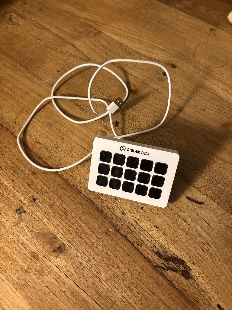 Elgato Stream Deck MK.2 Wit | Zo goed als nieuw, Computers en Software, Overige Computers en Software, Ophalen of Verzenden, Zo goed als nieuw