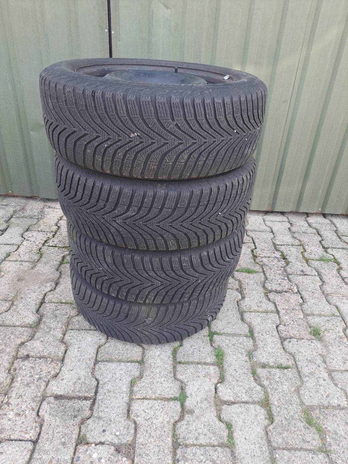 Vredestein Snowtrac 205/55R16 winterbanden op stalen velgen, Ophalen, Gebruikt, 16 inch, Banden en Velgen