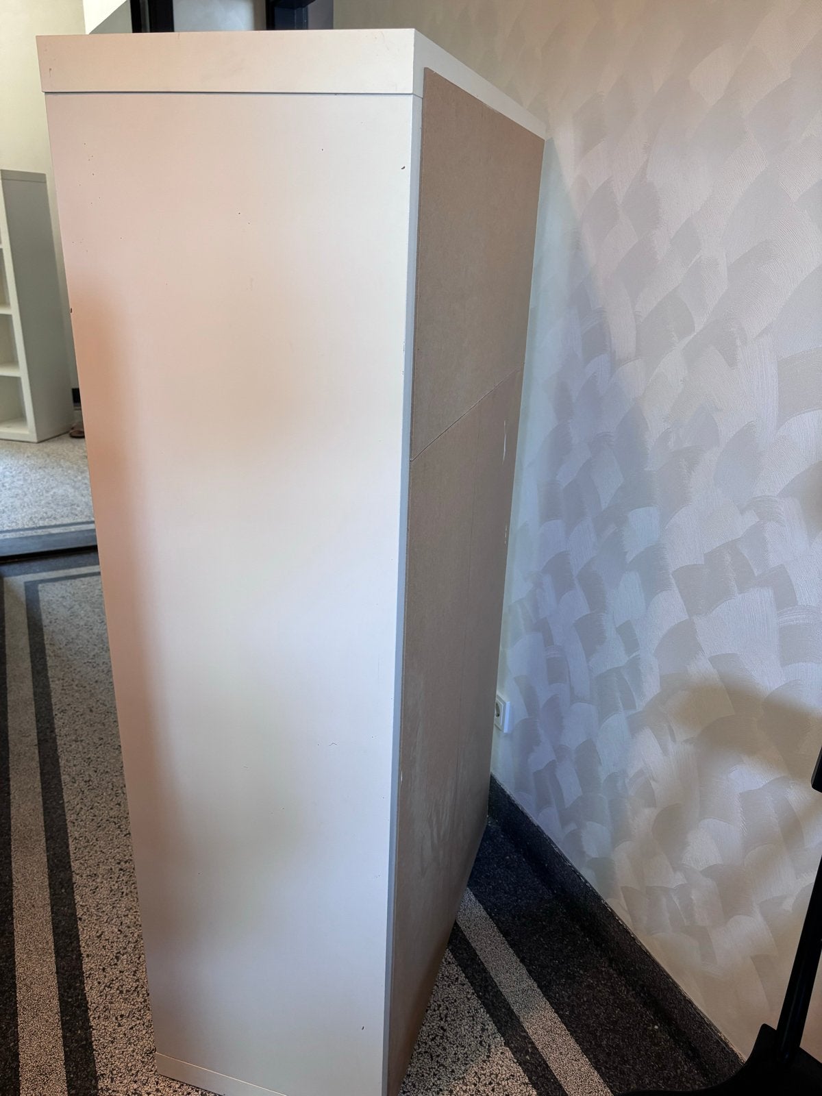 Witte vakkenkast met 8 vakken, met achterwand, Huis en Inrichting, Ophalen, Met plank(en), Gebruikt, 50 tot 100 cm