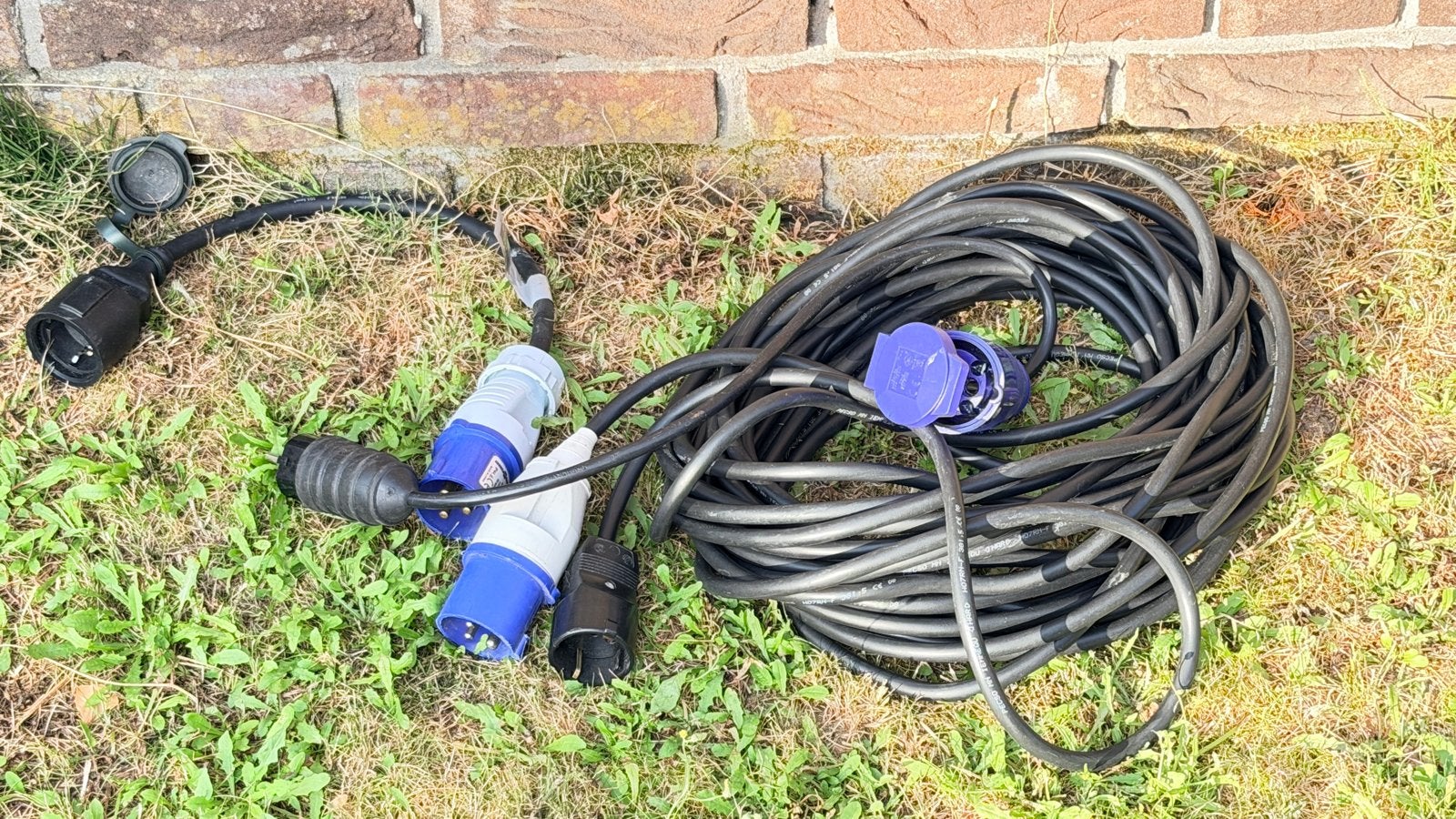 Verlengkabels en adapters voor stroom, Doe-het-zelf en Verbouw, Elektra en Kabels, Ophalen of Verzenden, Gebruikt, Overige merken