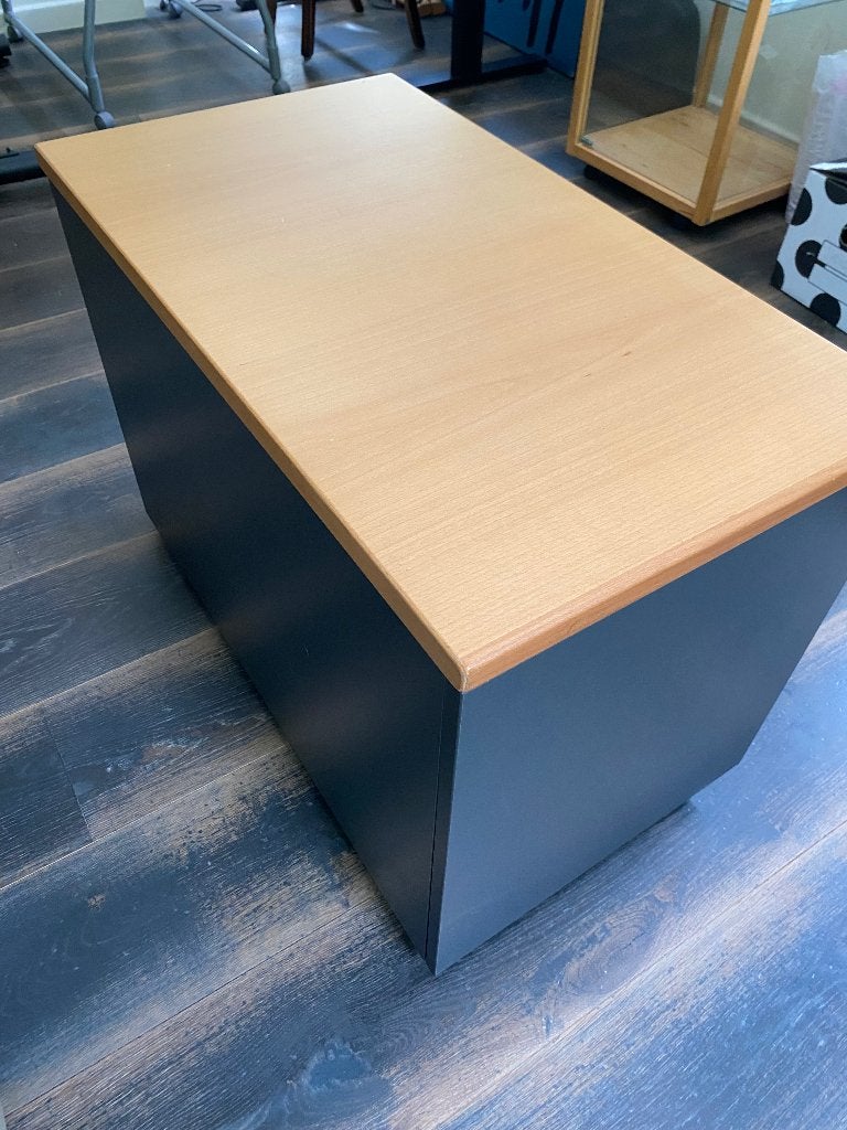 Foto 4 van Bureau met ladenblok
