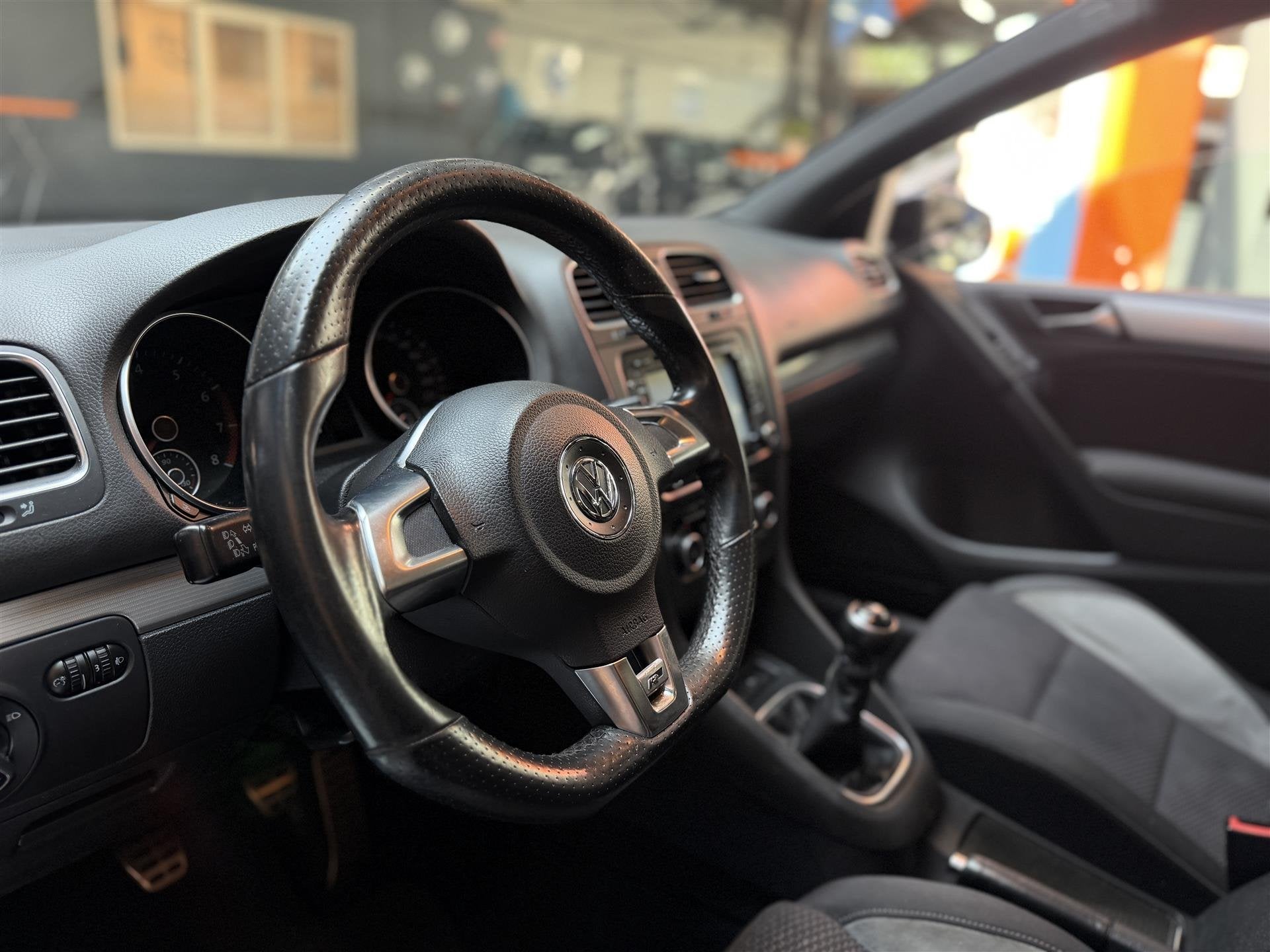 Foto 4 van Volkswagen Golf 1.4 TSI 122PK Carplay | Maxtonn | 19'' sport