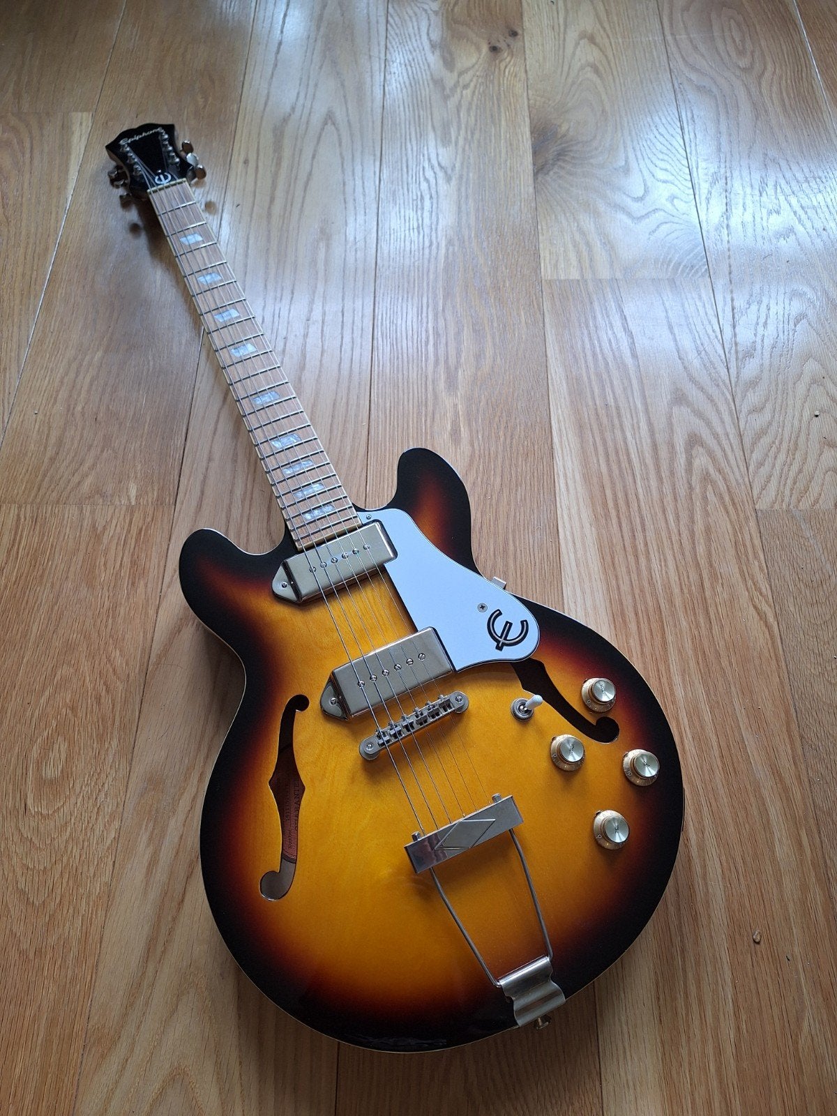 Epiphone Casino Coupe VS, Ophalen, Zo goed als nieuw, Semi-solid body, Epiphone