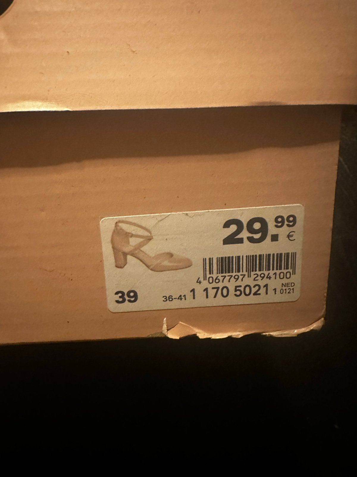 Nieuwe nude hakken maat 39 in doos, Ophalen of Verzenden, Nieuw, Beige, Pumps