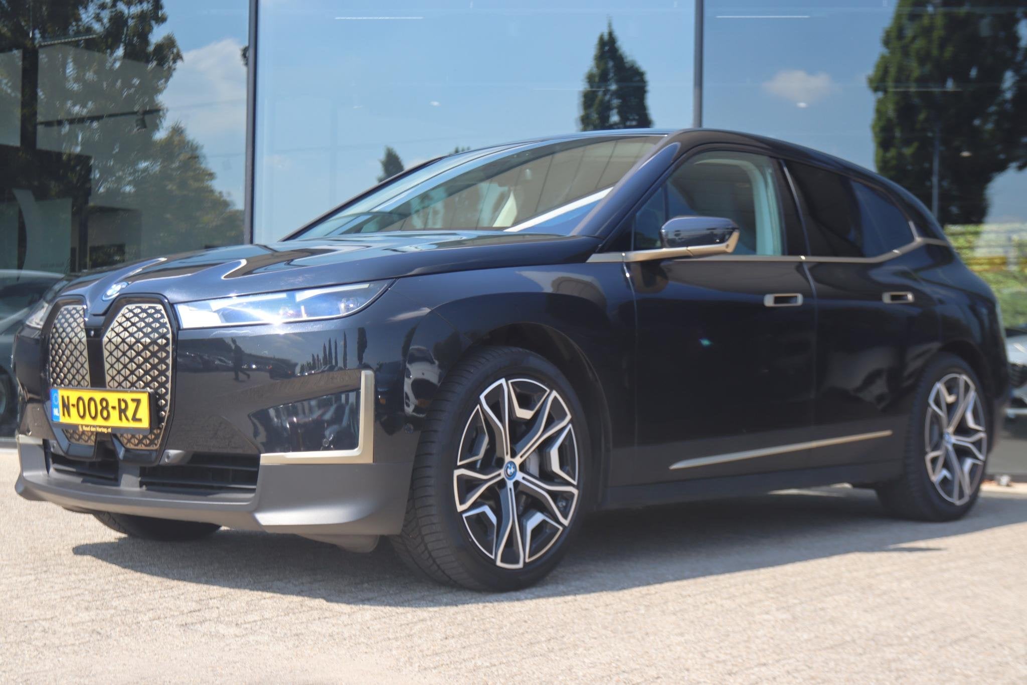 BMW IX XDRIVE HIGH EXECUTIVE 77KWH SOH 99.4% | CARPLAY | HUD, Auto's, Automaat, 34 min, Gebruikt, Zwart