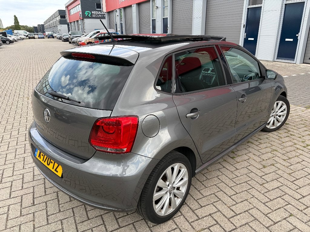 Foto 5 van Volkswagen Polo 1.2 TSI DSG Pano Apple Carplay 2014 Grijs