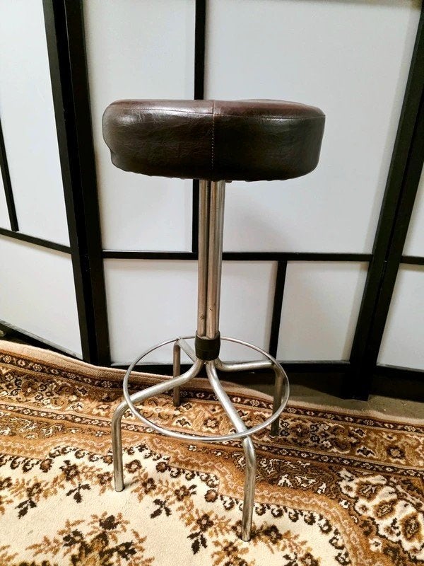9909 : Vintage Brabantia 60s–70s Dutch Mid-Century Bar Stool, 1 kruk, Ophalen of Verzenden, Gebruikt, 60 tot 90 cm