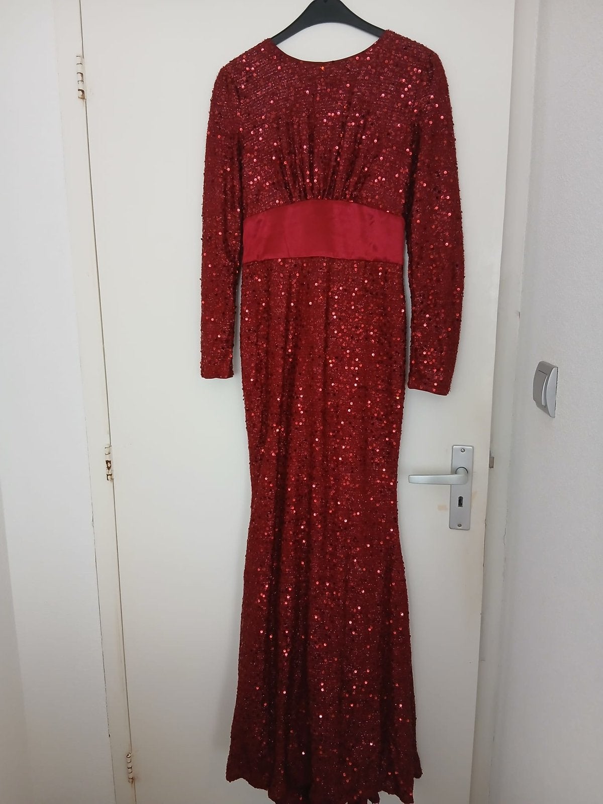 Prachtige rode jurk die glimt ️, Kleding | Dames, Ophalen, Zo goed als nieuw, Maat 36 (S), Rood