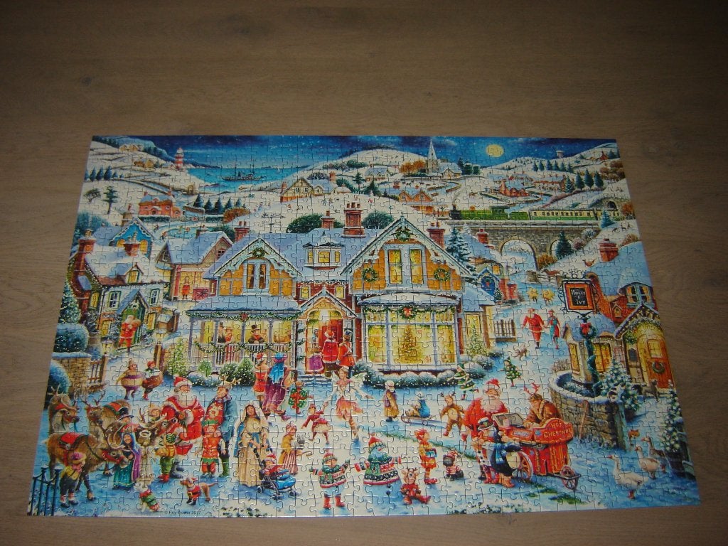 Kerst Puzzel Ravensburger WHICH ONE'S SANTA ? 1000 st., Ophalen of Verzenden, 500 t/m 1500 stukjes, Zo goed als nieuw, Legpuzzel