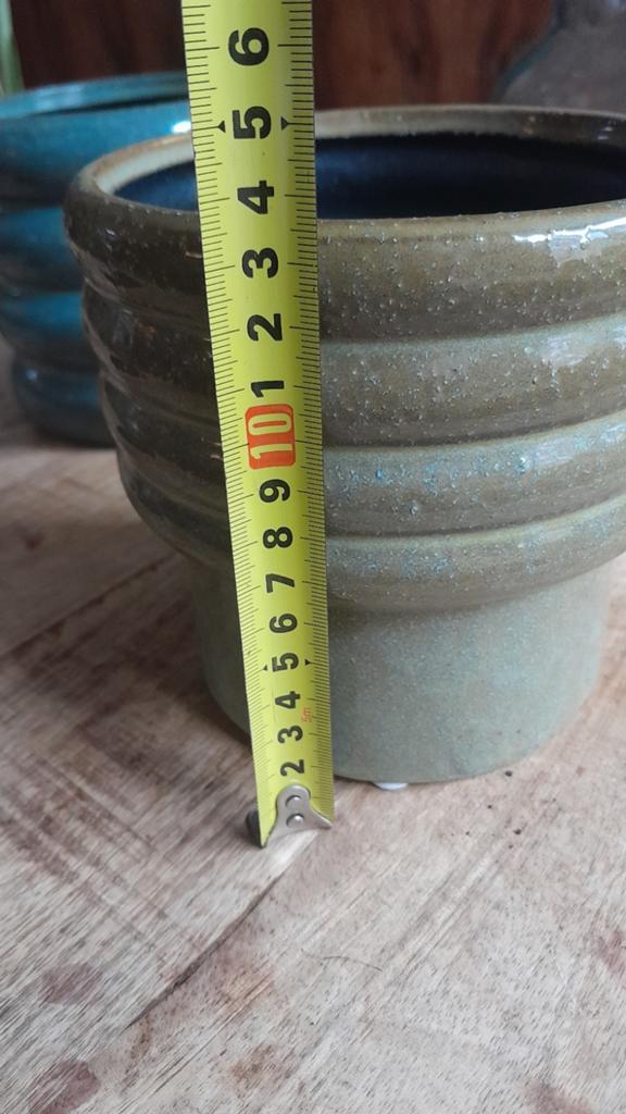 Mooie bloempot 12cm doorsnee, Rond, Binnen, Ophalen of Verzenden, Zo goed als nieuw