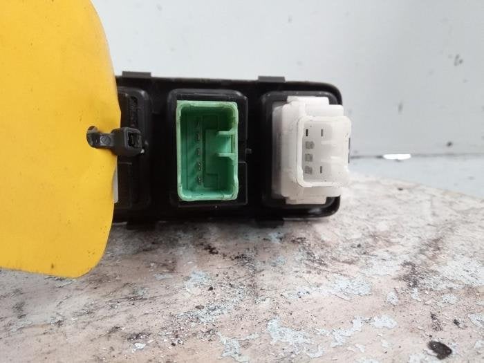 Schakelaar (diversen) van een Suzuki Swift, Gebruikt, -, -, Ophalen of Verzenden