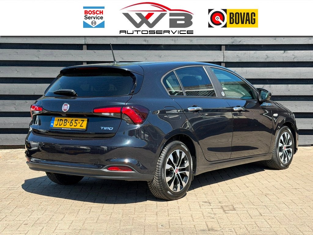 Fiat Tipo 1.4 Street Camera I Navigatie I Cruise I DAB, Auto's, Fiat, Voorwielaandrijving, Stof, Gebruikt, Zwart