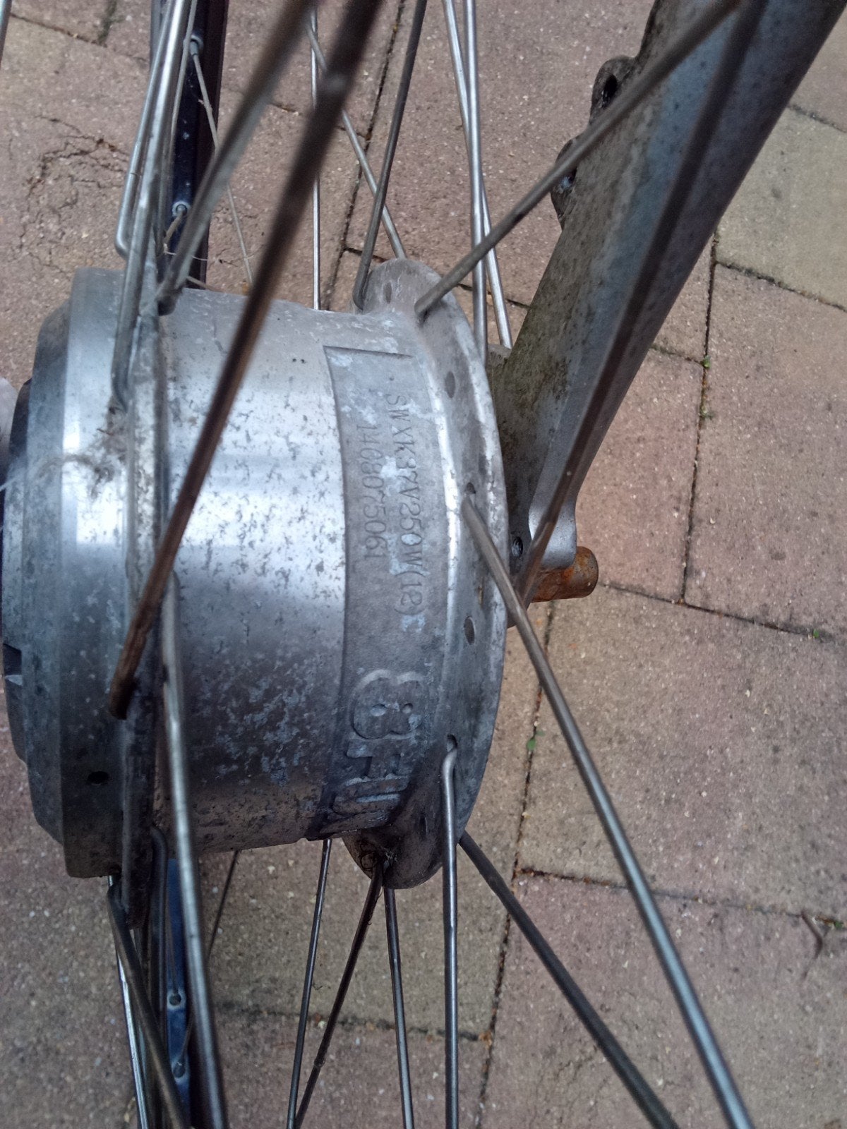 Fietsaccu met oplader, Ophalen