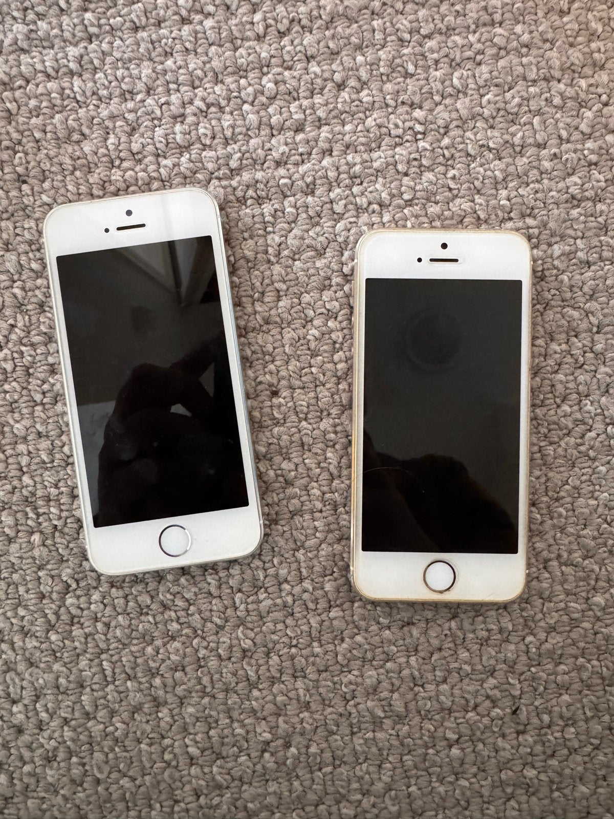 Twee iPhone 5S & een 4S - Gebruikt, Goede Staat, Telecommunicatie, Gebruikt, 16 GB, Zwart, Ophalen of Verzenden