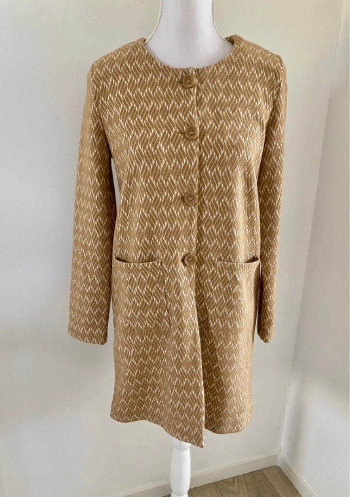 Langere mantel / vest - La Ligna - maat S, Ophalen of Verzenden, Nieuw, Maat 36 (S), Beige