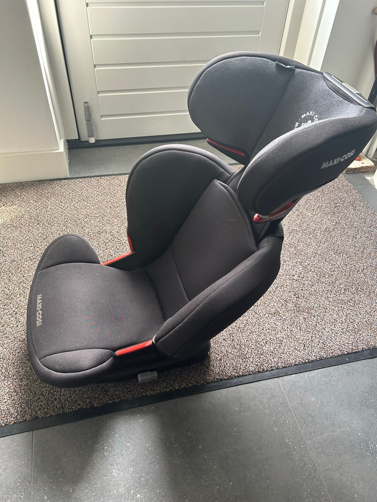 Maxi-Cosi Rodi XP Fix autostoel - Zwart, Kinderen en Baby's, Ophalen, Autogordel of Isofix, 15 t/m 36 kg, Verstelbare rugleuning