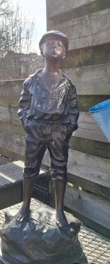 Antiek bronzen beeld van jongen , gesigneerd Moreau, Gemerkt, Brons, Beeld, Bruin