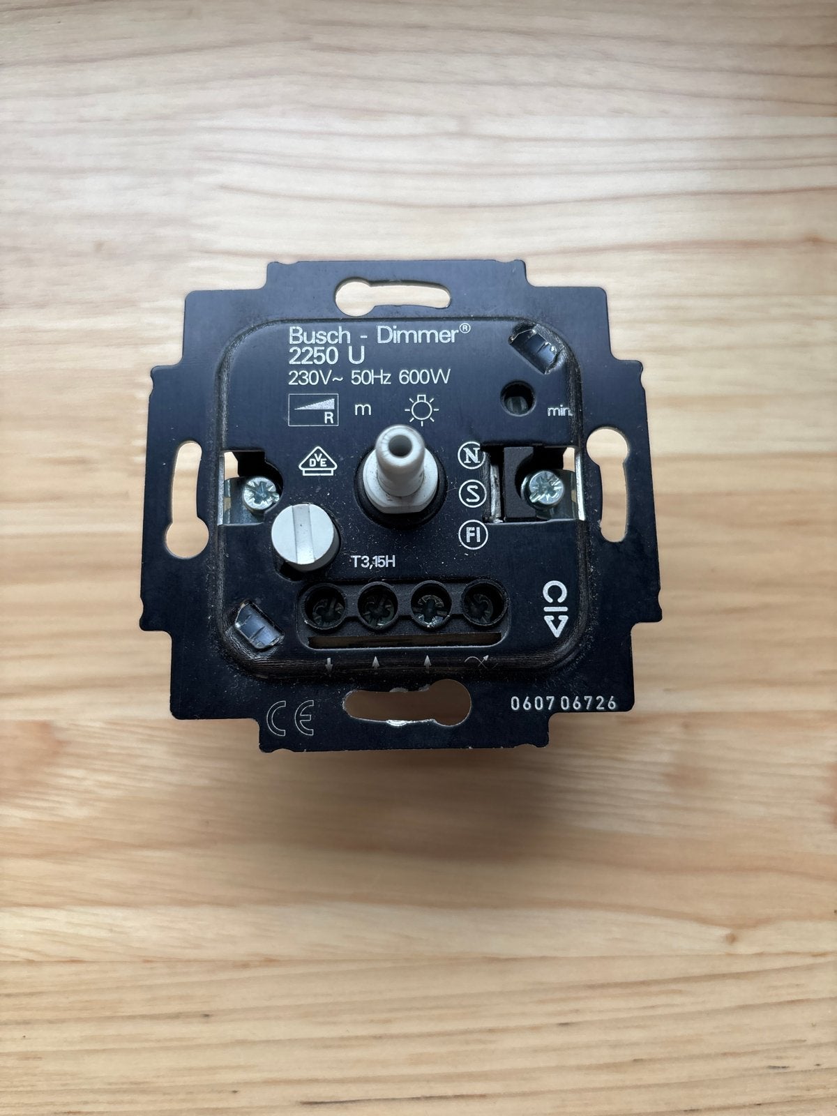 Busch-Jaeger Dimmer 2250 U - 230V~ 50Hz 600W, Ophalen of Verzenden, Gebruikt, Busch-Jaeger, Dimmer