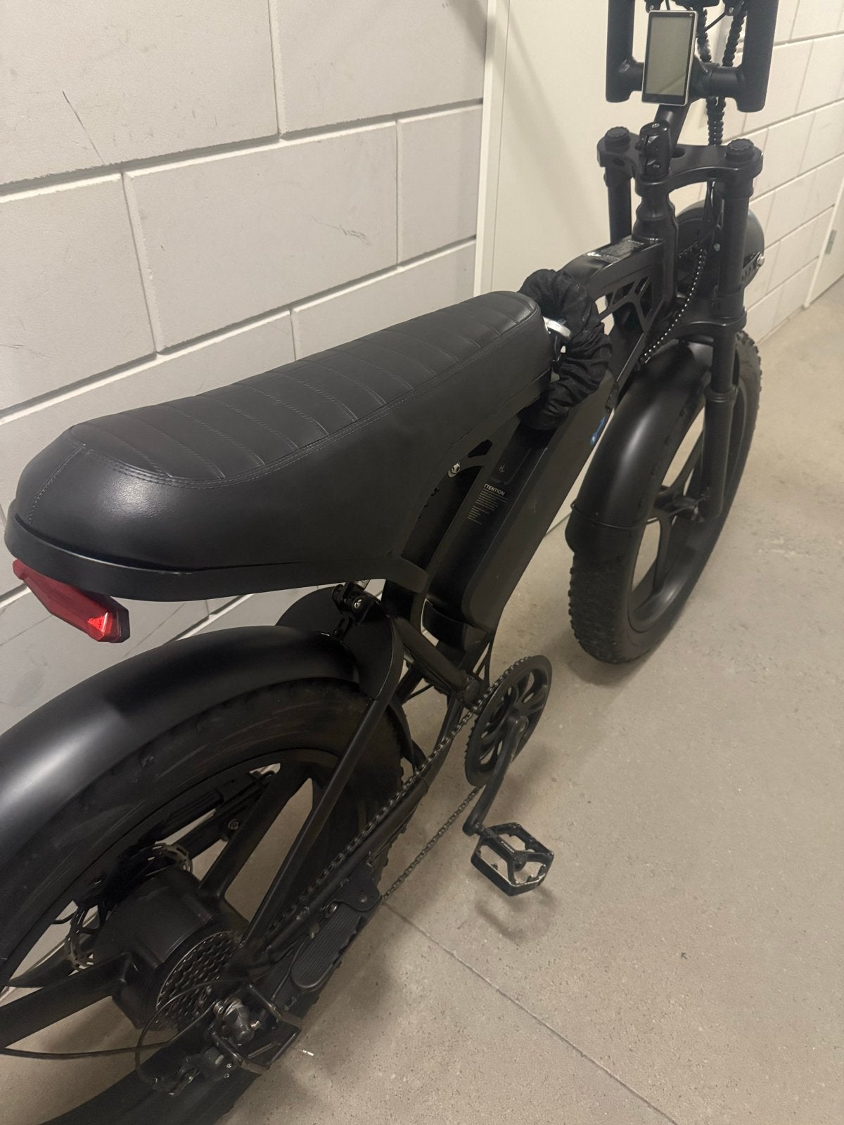 Fatbike V20 Pro 24inch, Zo goed als nieuw, 51 tot 55 cm, 50 km per accu of meer, Ophalen