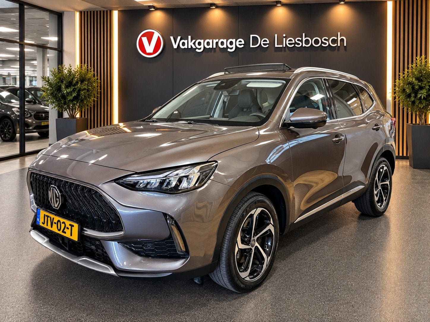 MG EHS 1.5 TGDI Luxury PHEV / automaat / 360camera / Leder/, Auto's, Gebruikt, 4 cilinders, Bedrijf, 162 pk